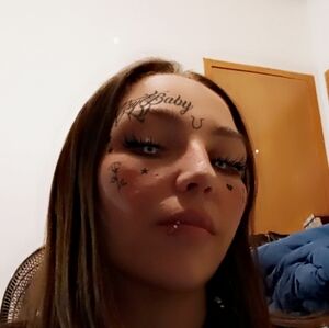 Meet your Posher, Cassandra